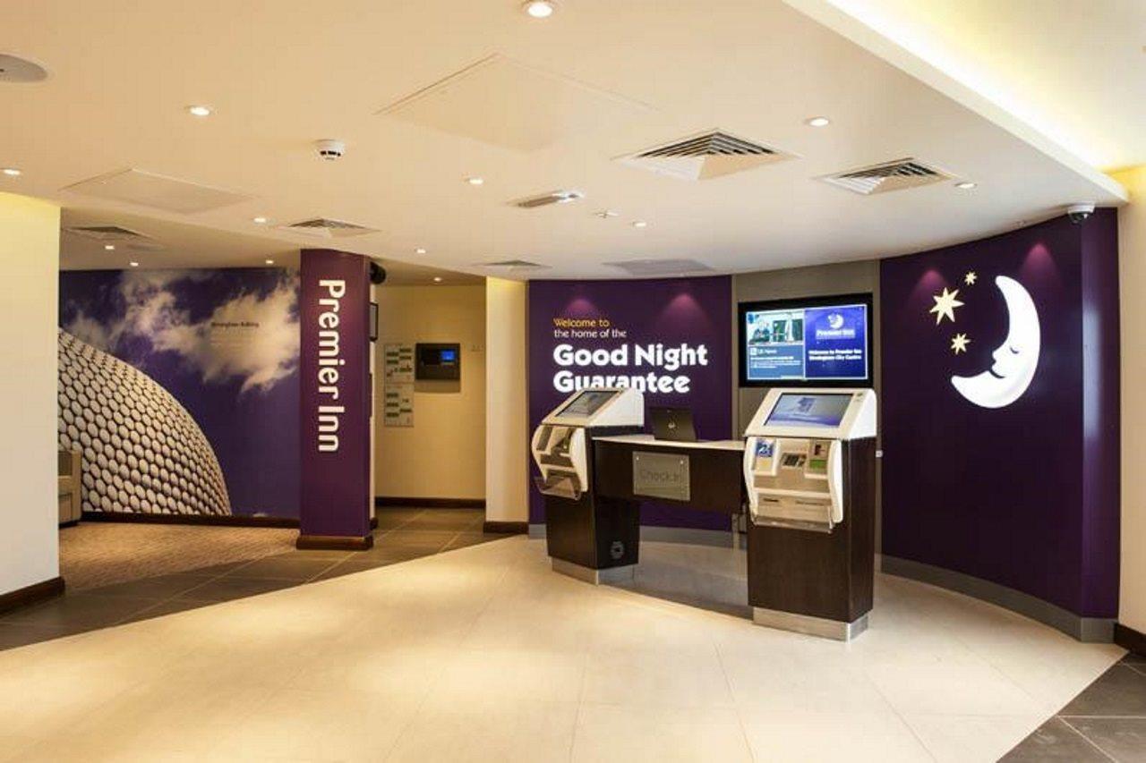 Premier Inn Birmingham City Centre - New Street Extérieur photo